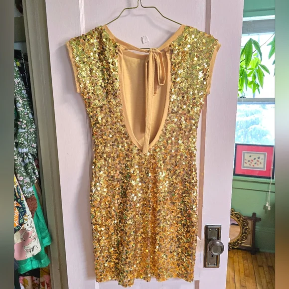 Blaque Market Gold Sequin Open Back Dress Size Large - Picture 3 of 5